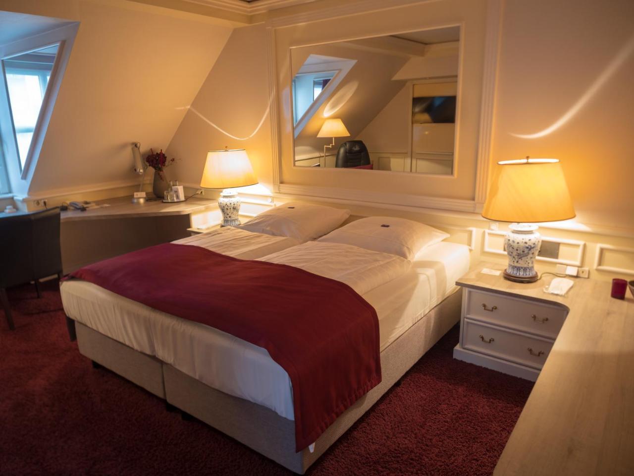Hotel Lippischer Hof Detmold Buitenkant foto